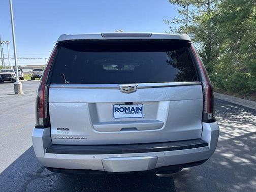 Radiant Silver Metallic 2018 Cadillac Escalade ESV Premium Luxury