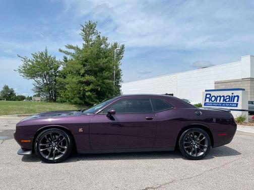 Hellraisin 2021 Dodge Challenger R/T Scat Pack