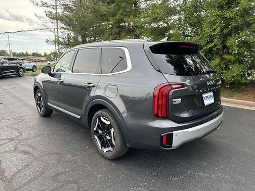 Gravity Gray 2024 Kia Telluride S
