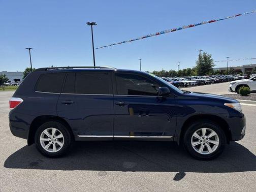 Blue 2011 Toyota Highlander Base
