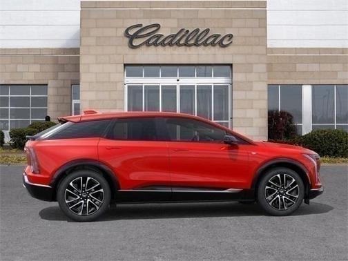 2025 Cadillac OPTIQ Sport