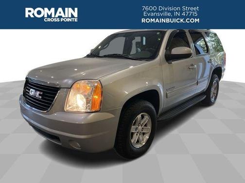 Pure Silver Metallic 2011 GMC Yukon SLT