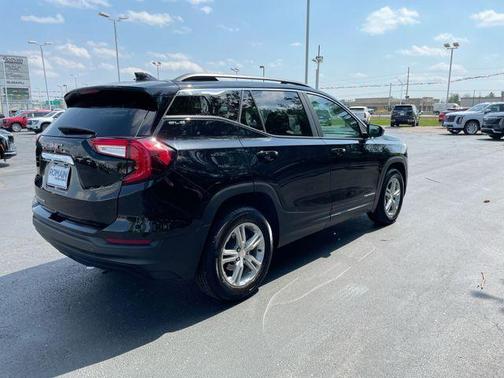 Ebony Twilight Metallic 2024 GMC Terrain SLE