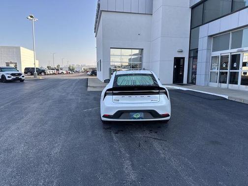 White 2024 Toyota Prius Prime SE