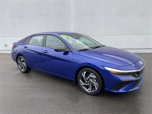 2025 Hyundai ELANTRA SEL Sport