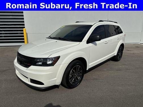 Vice White 2017 Dodge Journey SE