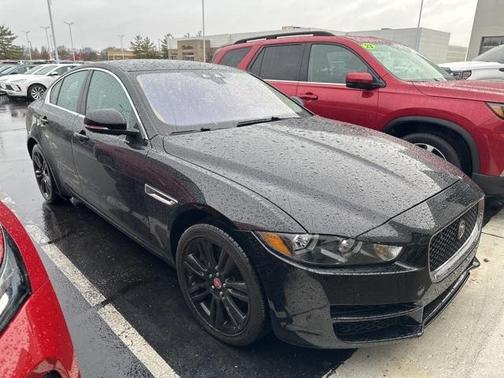 2019 Jaguar XE 25t Premium