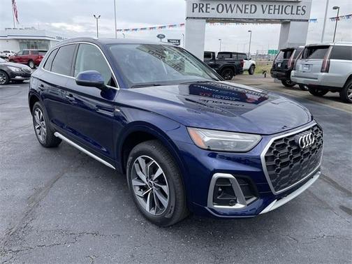 2025 Audi Q5 45 S line quattro Premium