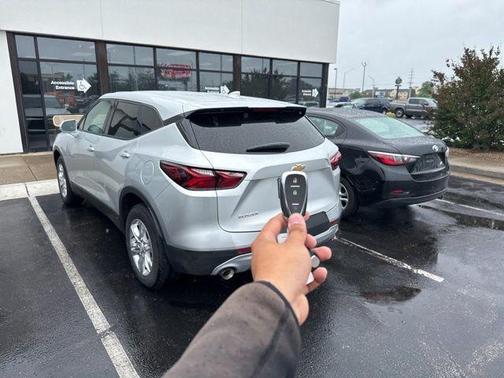 Silver Ice Metallic 2020 Chevrolet Blazer 2LT