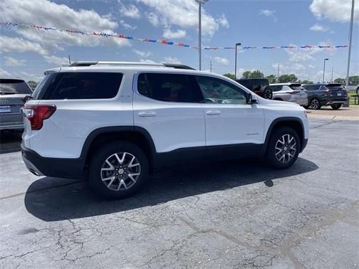 2023 GMC Acadia SLE