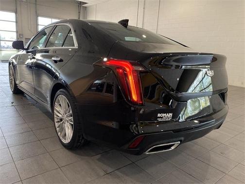 2024 Cadillac CT4 Premium Luxury