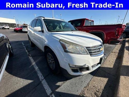 Summit White 2016 Chevrolet Traverse 2LT