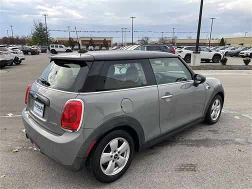 2016 MINI Hardtop Cooper