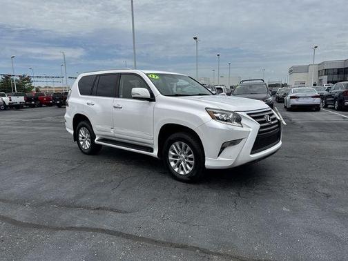 White 2017 Lexus GX 460 Base