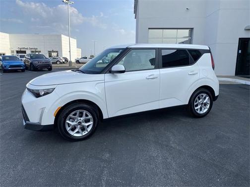 2024 Kia Soul LX