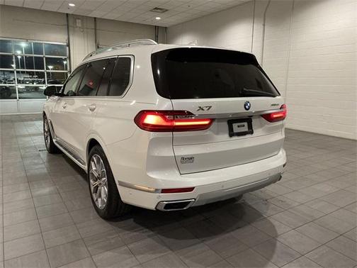 2020 BMW X7 xDrive50i