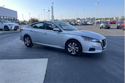 2022 Nissan Altima 2.5 S