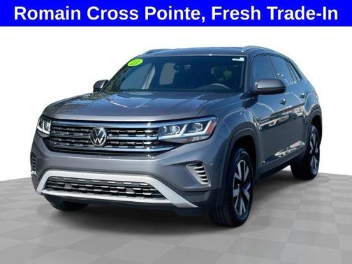 Platinum Gray Metallic 2023 Volkswagen Atlas Cross Sport 2.0T SE