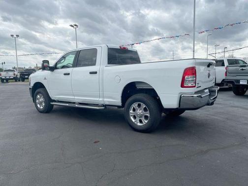 Bright White Clearcoat 2024 RAM 2500 Big Horn