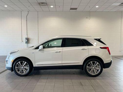 Crystal White Tri-Coat 2024 Cadillac XT5 Premium Luxury