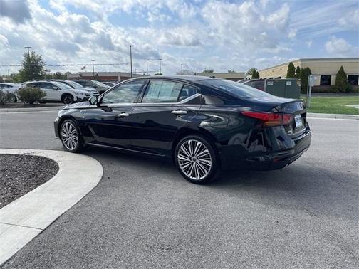2024 Nissan Altima 2.5 SL