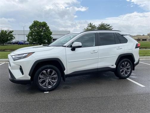2022 Toyota RAV4 Hybrid XLE Premium