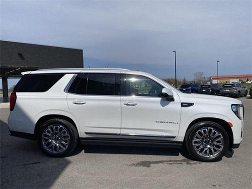 2023 GMC Yukon Denali Ultimate