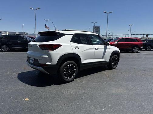 Summit White 2023 Chevrolet Trailblazer LT