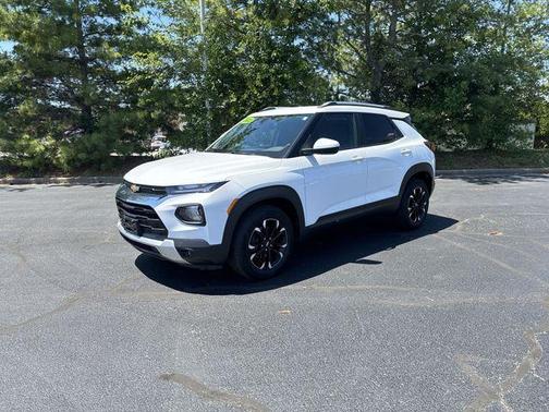 Summit White 2023 Chevrolet Trailblazer LT
