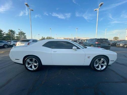 Bright White Clearcoat 2016 Dodge Challenger R/T