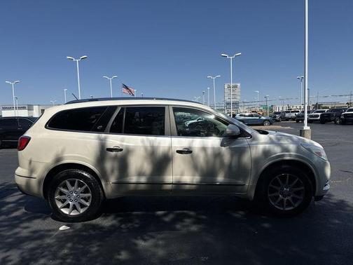 White Diamond Tri-Coat 2014 Buick Enclave Leather