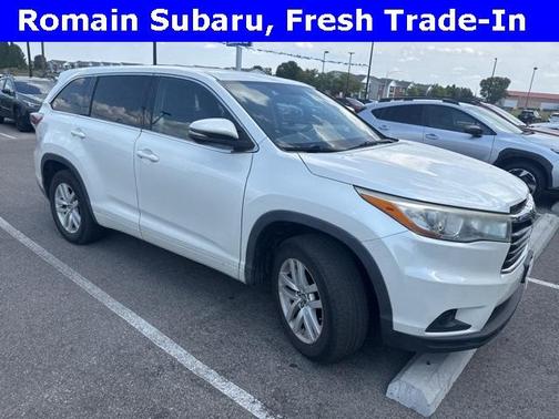 2016 Toyota Highlander LE