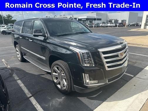 2018 Cadillac Escalade ESV Luxury