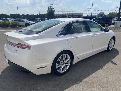 2014 Lincoln MKZ Base