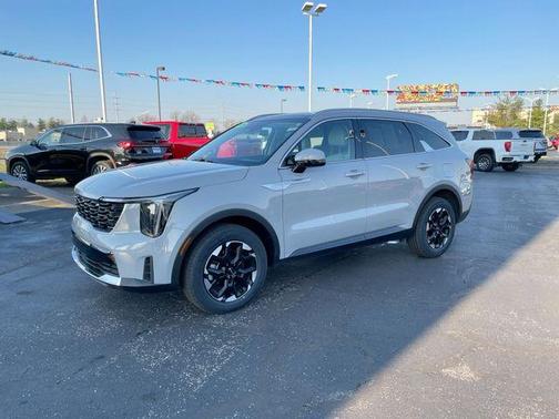 Wolf Gray 2025 Kia Sorento S