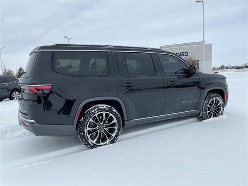2022 Jeep Wagoneer Series III