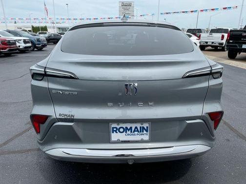 Moonstone Gray Metallic 2026 Buick Envista Avenir