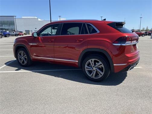 2024 Volkswagen Atlas Cross Sport 2.0T SEL R-Line