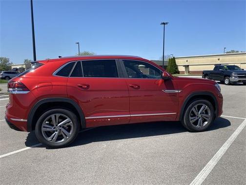 2024 Volkswagen Atlas Cross Sport 2.0T SEL R-Line