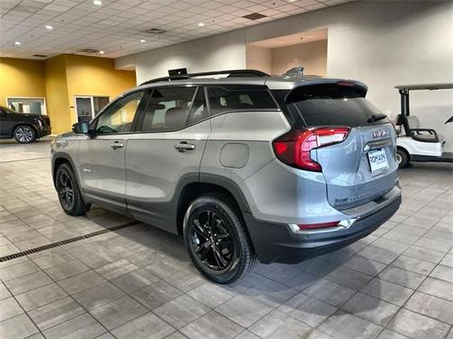 2023 GMC Terrain AT4