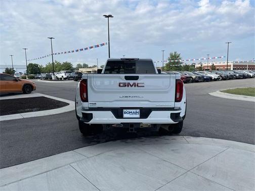 2022 GMC Sierra 3500 Denali
