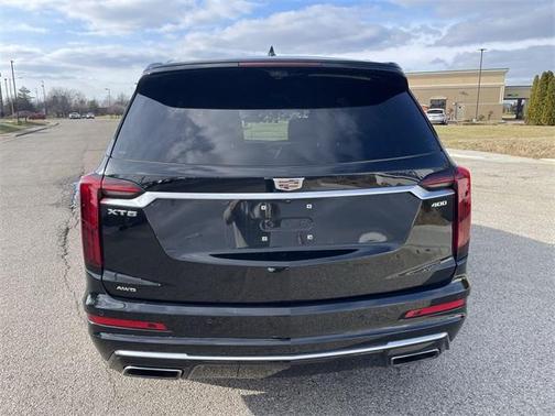 2021 Cadillac XT6 Premium Luxury AWD
