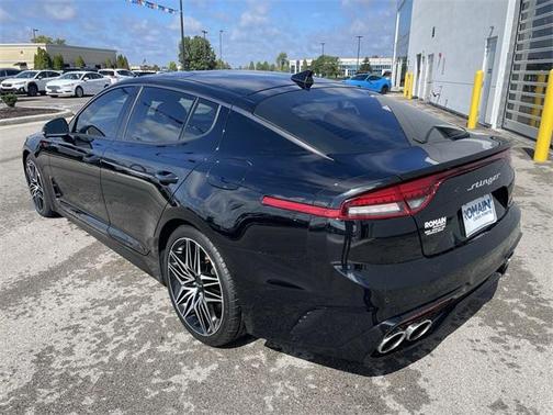 2023 Kia Stinger GT2