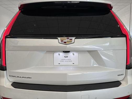 Crystal White Tri-Coat 2024 Cadillac Escalade ESV Sport