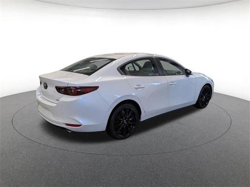 2022 Mazda Mazda3 FWD w/Preferred Package