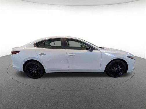 2022 Mazda Mazda3 FWD w/Preferred Package