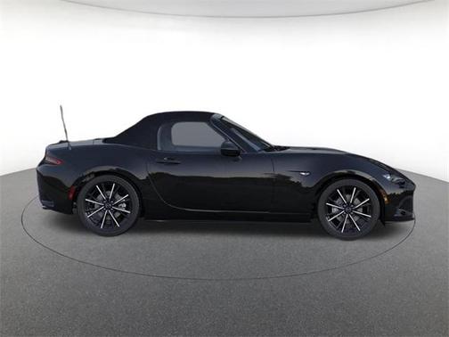 2026 Mazda MX-5 Miata Grand Touring