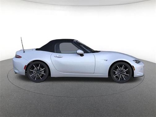 2026 Mazda MX-5 Miata Grand Touring