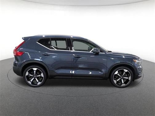 2019 Volvo XC40 T5 Inscription