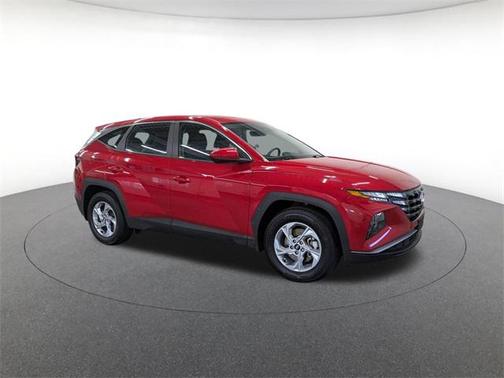 2023 Hyundai TUCSON SE